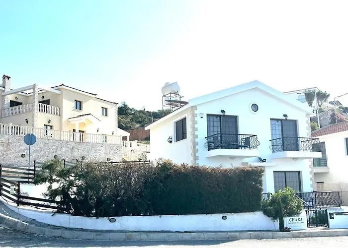 Villa Chara Spectacular Panoramic Views!