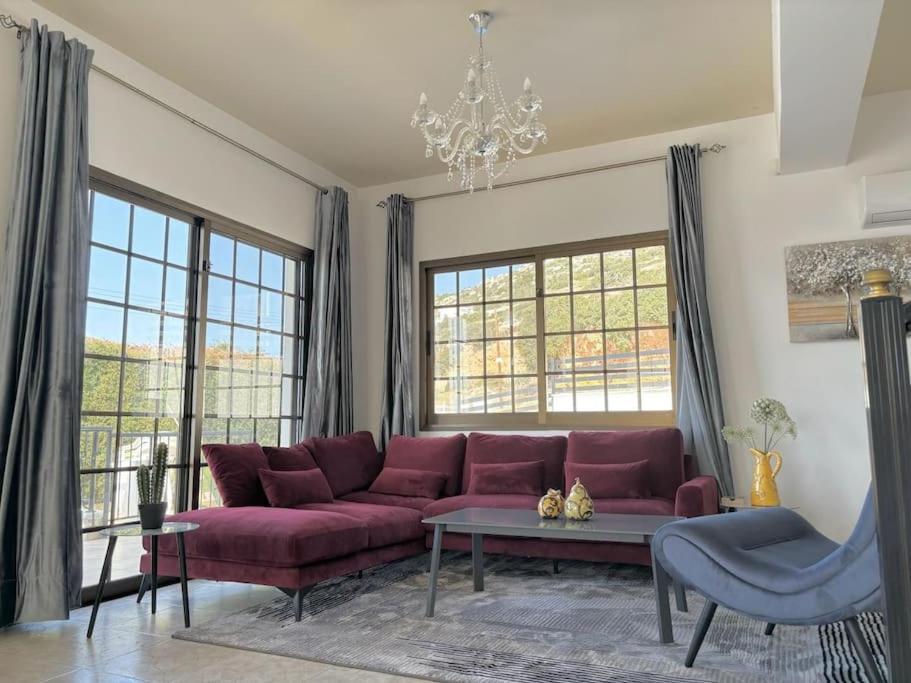 Chara Spectacular Panoramic Views! Villa *