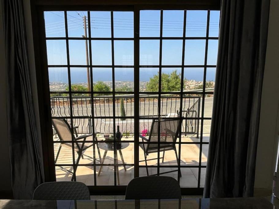 Chara Spectacular Panoramic Views! Peyia