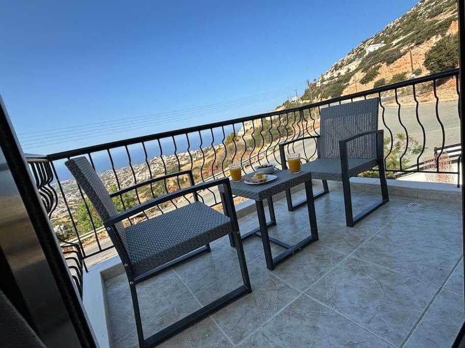 Villa Chara Spectacular Panoramic Views! *